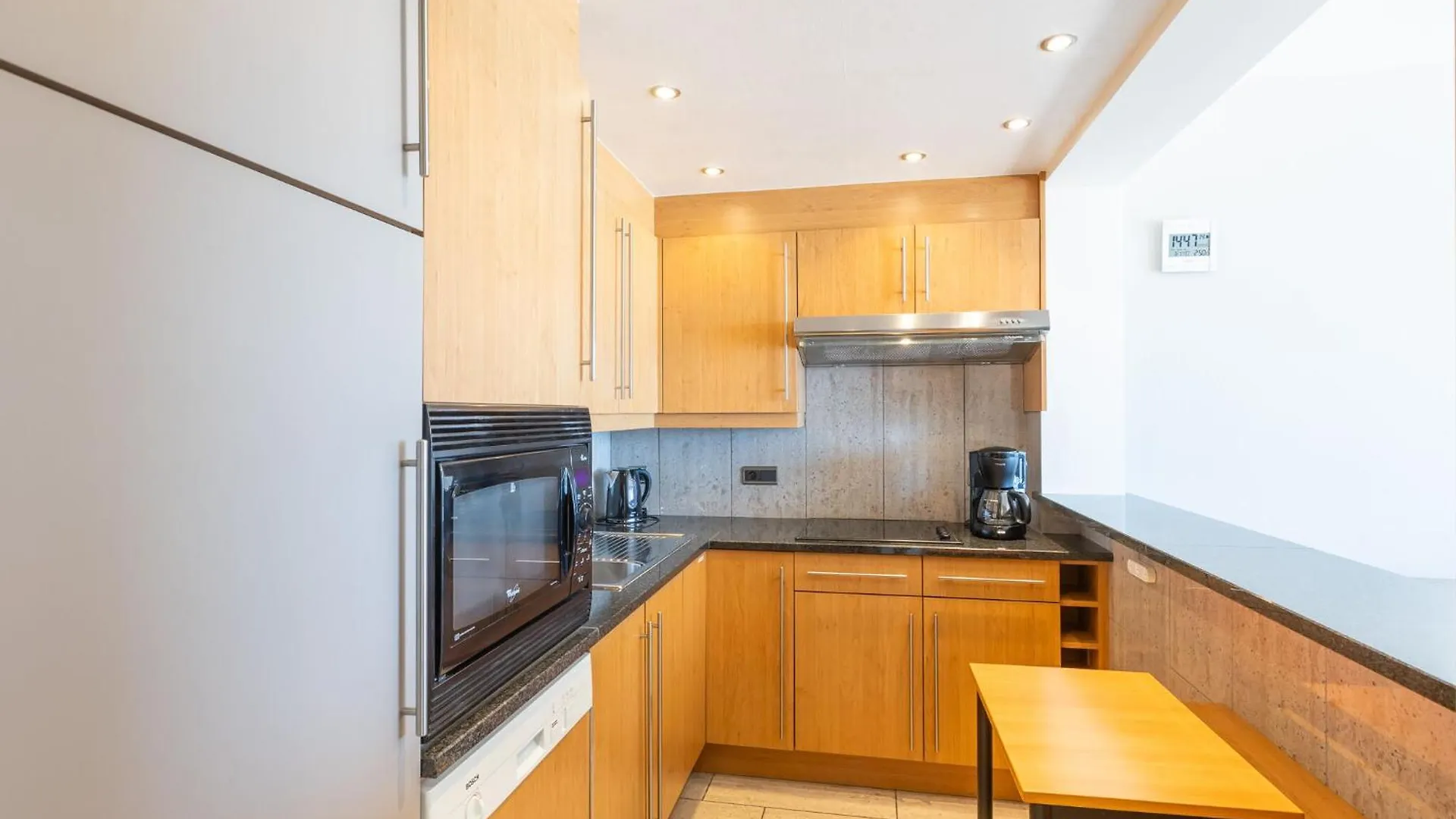Spacious Apartment With Seaview Middelkerke
